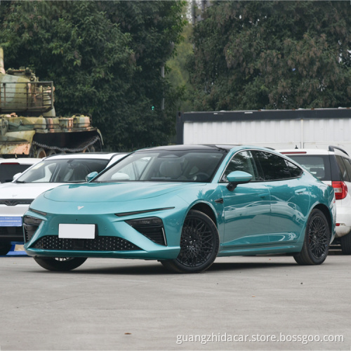 2023 أحدث إصدار من سيارة Neta S Electric Sedan مركبة جديدة للبطارية الرياضية الجديدة السيارات بطارية طويلة عمرها 520 كيلومترًا